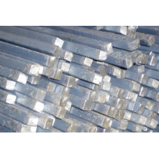 Квадрат стальной 13 мм Р6М5