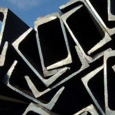 Швеллер горячекатанный стальной высотой 100 мм сталь 08 ГОСТ 535-88