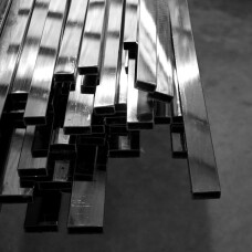 Труба профильная стальная квадратная 120x120x4 мм сталь 09Г2С-15 ГОСТ 30245-2003